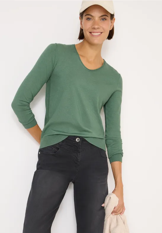Kuscheliger Pullover mit V-Ausschnitt