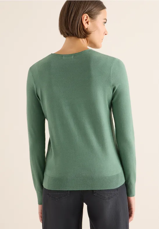 Kuscheliger Pullover mit V-Ausschnitt