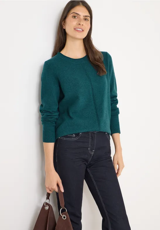 Kuscheliger Pullover mit Strukturdetails