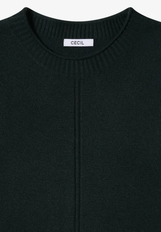 Kuscheliger Pullover mit Strukturdetails