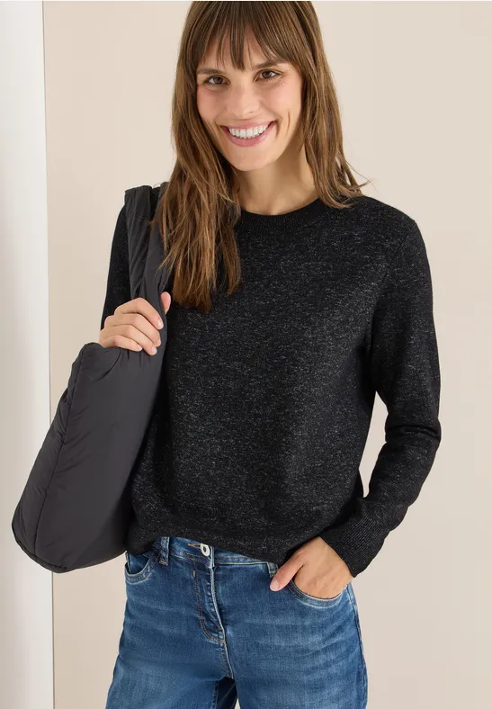 Kuscheliger Strickpullover mit Rundhalsausschnitt