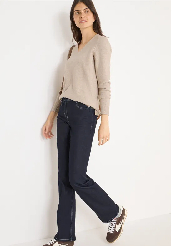Weicher V-Ausschnitt Strickpullover