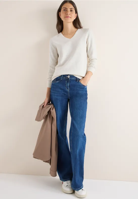 Weicher V-Ausschnitt Strickpullover
