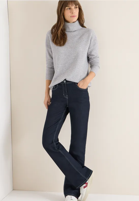 Strukturierter Rollkragen-Strickpullover
