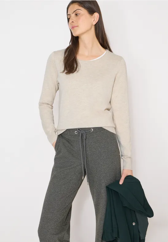 Weicher Langarm-Feinstrickpullover
