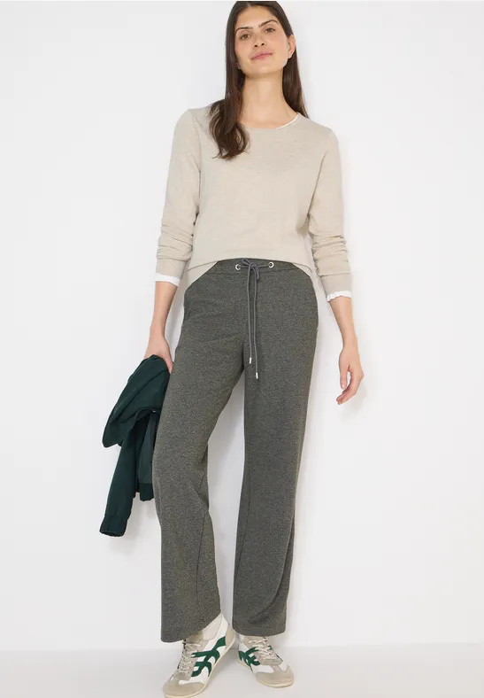 Weicher Langarm-Feinstrickpullover