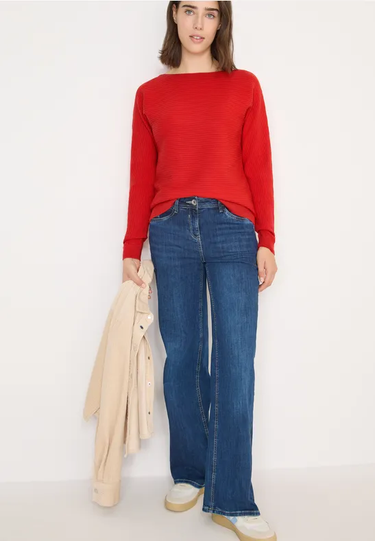 Strukturierter Pullover mit U-Boot-Ausschnitt
