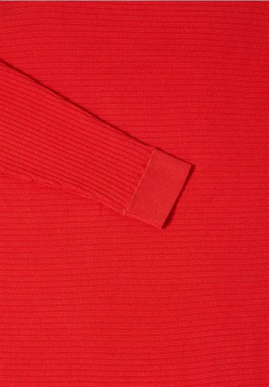 Strukturierter Pullover mit U-Boot-Ausschnitt