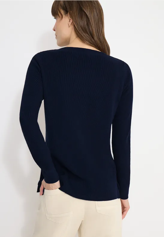 Feinstrickpullover mit U-Boot-Ausschnitt