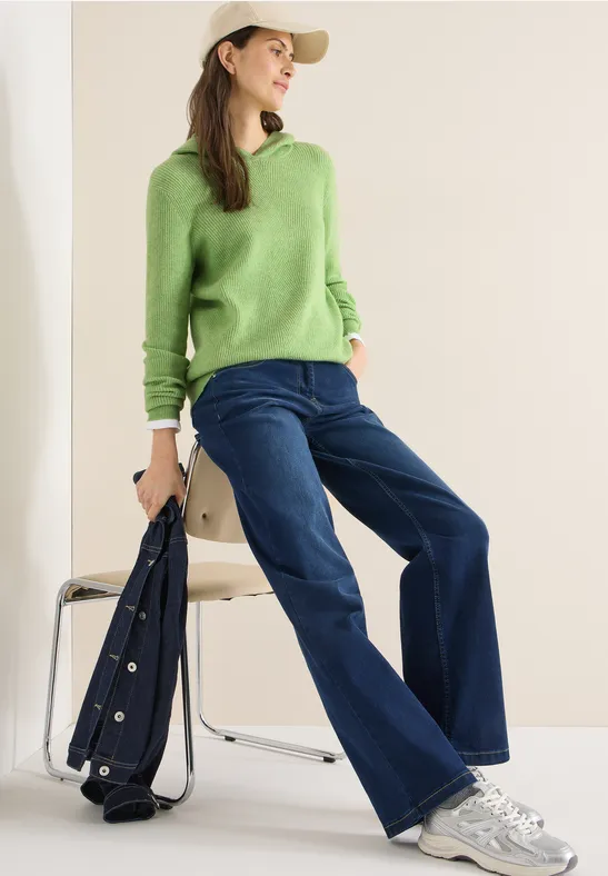 Weicher Rippstrick-Kapuzenpullover