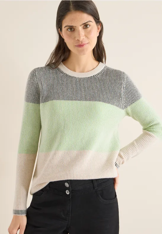Weicher gestreifter Colorblock-Pullover