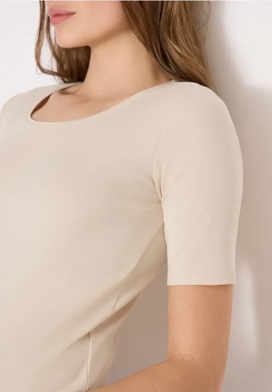 Klassisches Basic-T-Shirt aus Baumwolle