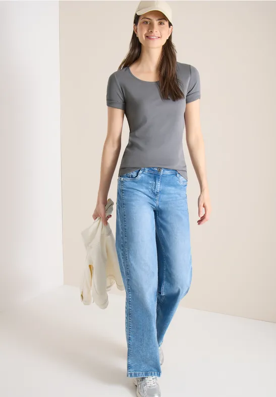 Essentielles Halbarm-T-Shirt mit Rundhalsausschnitt