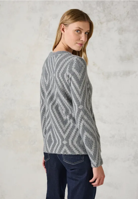 Flauschiger Pullover mit grafischem Rautenmuster