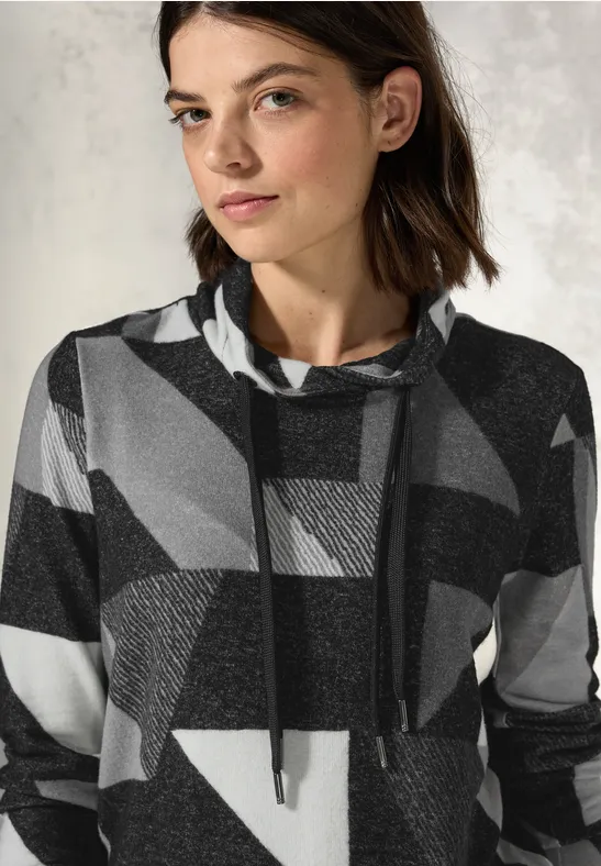 Gemustertes Shirt mit Schalkragen