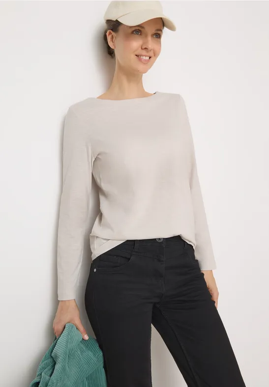 Klassisches Baumwoll-Shirt mit U-Boot-Ausschnitt