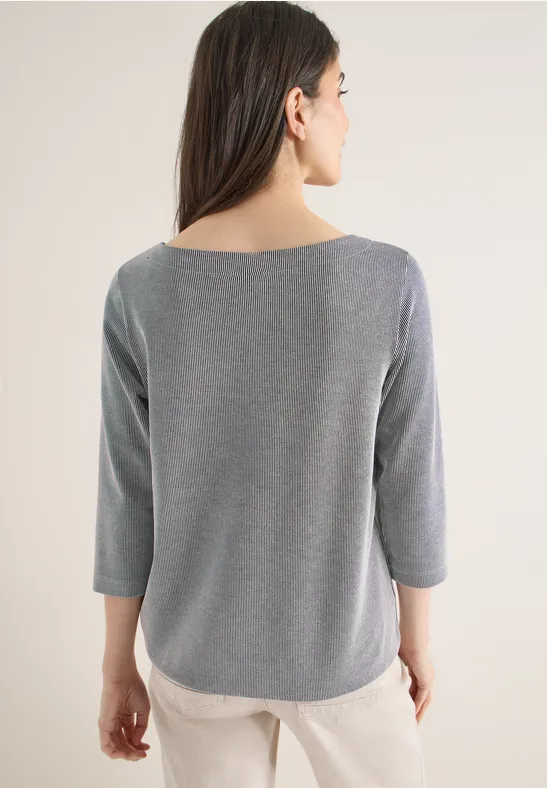 Feingestreiftes Shirt mit U-Boot-Ausschnitt