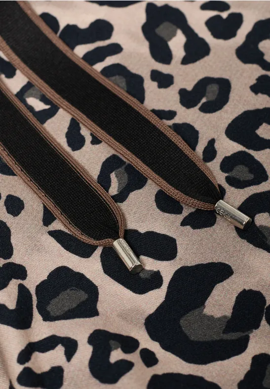 Kapuzenshirt mit Leopardenmuster