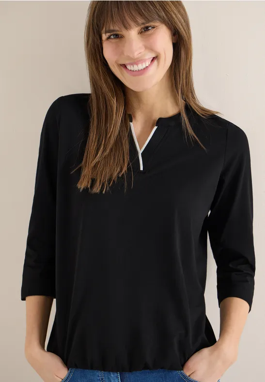 Elegantes Jersey-Shirt mit U-Boot-Ausschnitt