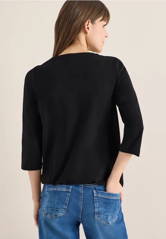 Elegantes Jersey-Shirt mit U-Boot-Ausschnitt