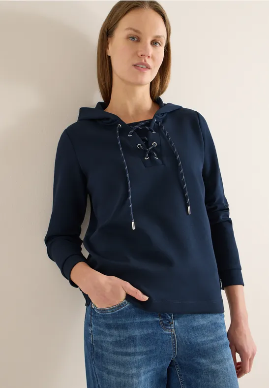 Kapuzenshirt mit sportlicher Schnürung