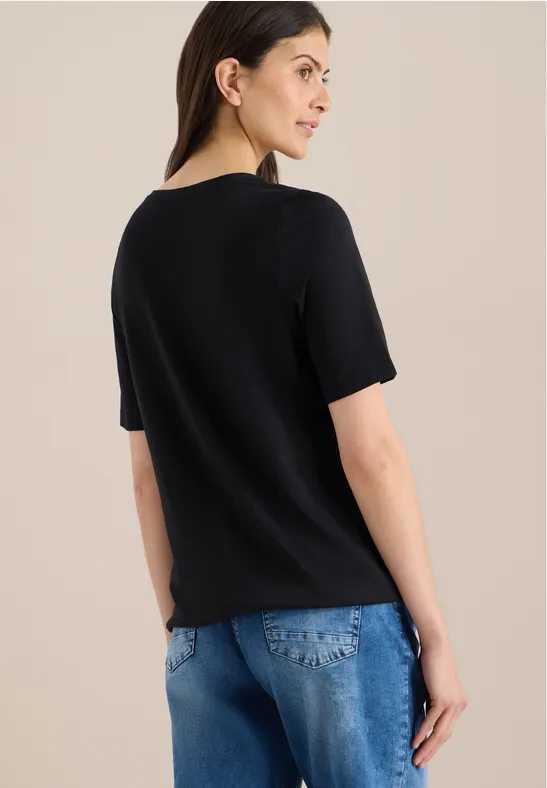 Kurzarm-Shirt mit V-Ausschnitt