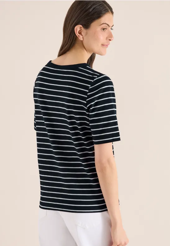 Klassisches gestreiftes U-Boot-Ausschnitt T-Shirt