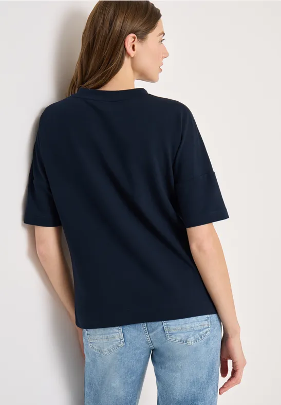 Lässiges T-Shirt mit Knopfdetails