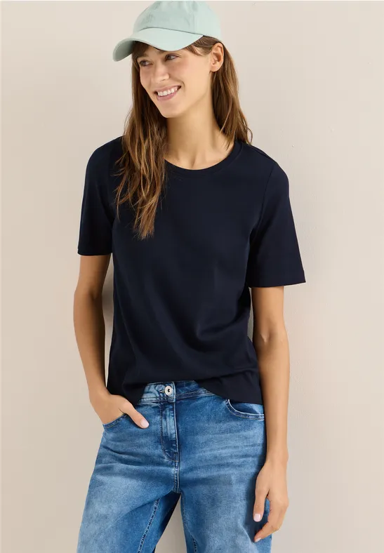 Kurzärmeliges Basic-Shirt in Rippstruktur