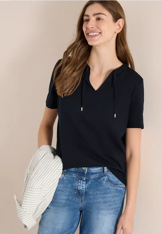 Kurzarm-T-Shirt mit geschlitztem Ausschnitt