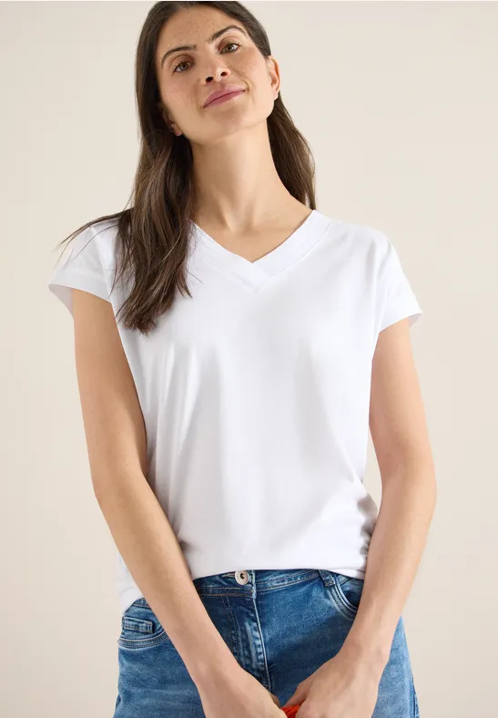Zeitloses Kurzarmshirt mit V-Ausschnitt