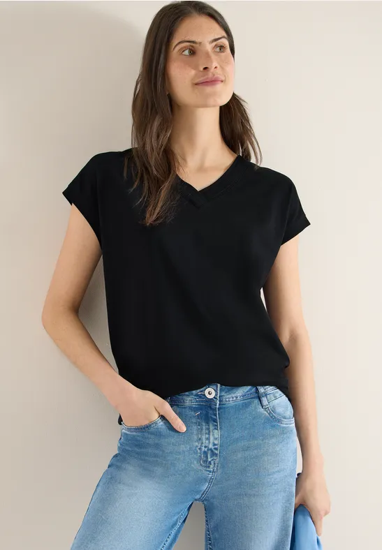 Weiches V-Ausschnitt Basic Shirt