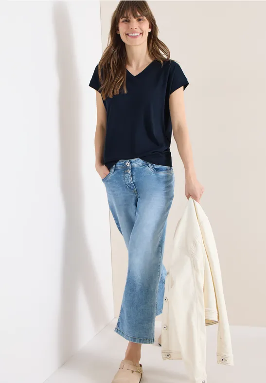 V-Ausschnitt Shirt aus Baumwoll-Modal-Mix