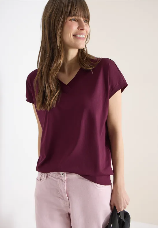 Weiches Kurzarm-Shirt mit V-Ausschnitt