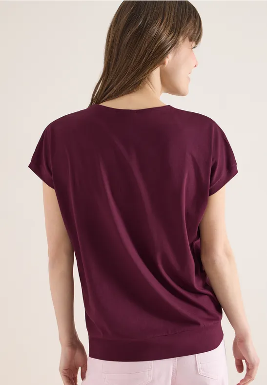 Weiches Kurzarm-Shirt mit V-Ausschnitt