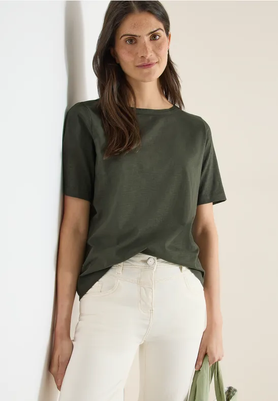 Legeres Slub-Shirt mit U-Boot-Ausschnitt