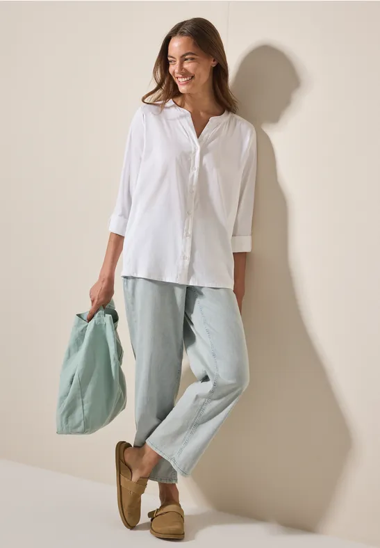 Bluse mit geschlitztem Rundhals