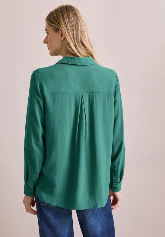 Weiche Viskose-Bluse mit Schlitz-Ausschnitt