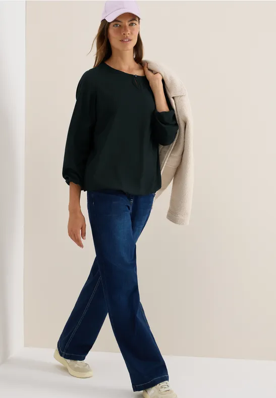 Weiche Viskosebluse mit Keyhole-Ausschnitt