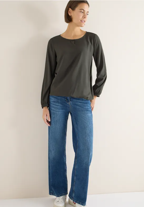 Weiche Viskosebluse mit Keyhole-Ausschnitt