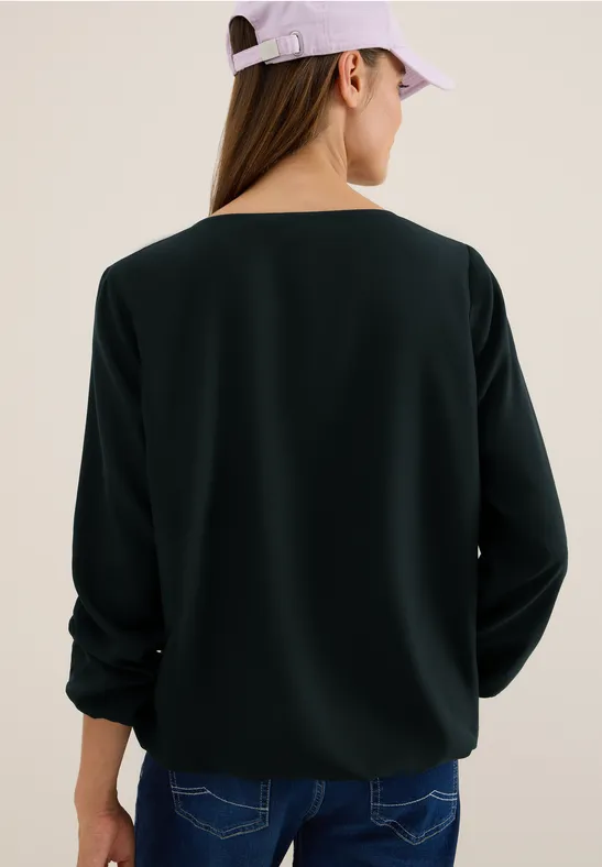 Weiche Viskosebluse mit Keyhole-Ausschnitt