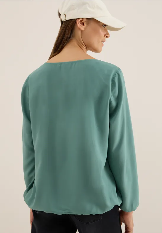 Weiche Viskosebluse mit Keyhole-Ausschnitt