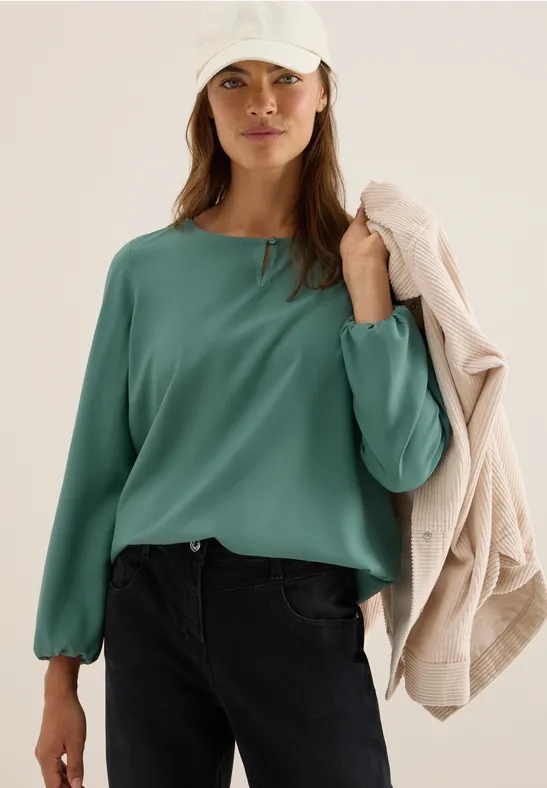 Weiche Viskosebluse mit Keyhole-Ausschnitt