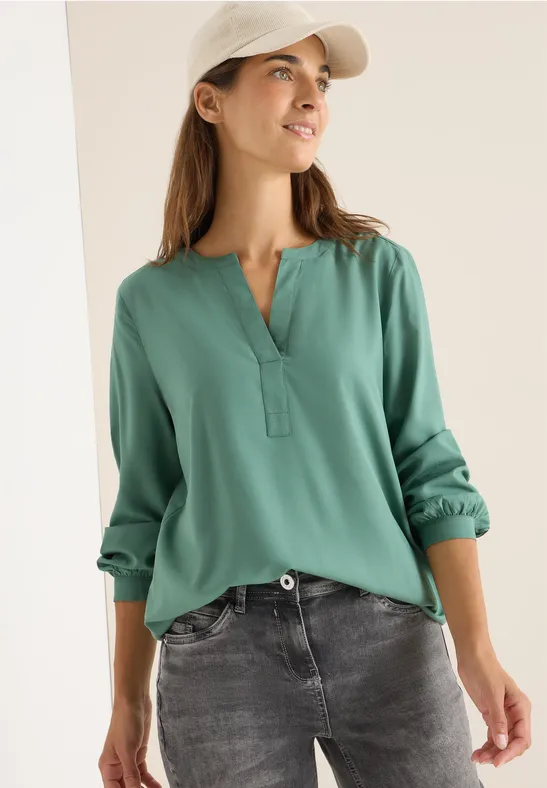 Bluse mit geschlitztem Ausschnitt
