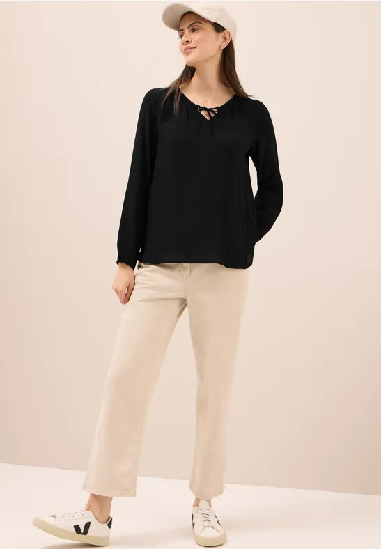 Lockere Crepe-Bluse mit Bindebändern