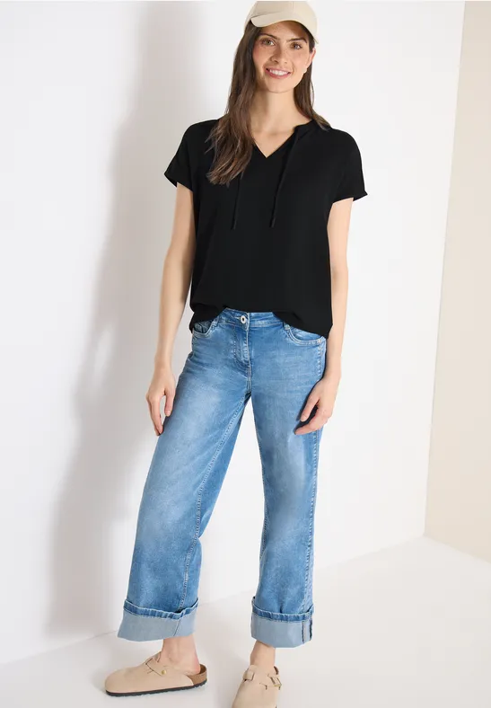 Kurzarmbluse mit Split-Neck
