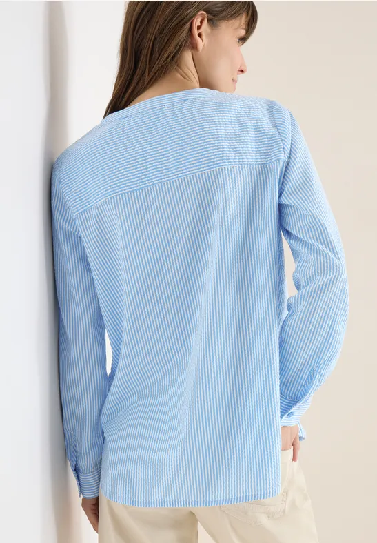 Gestreifte Seersucker Henley-Bluse