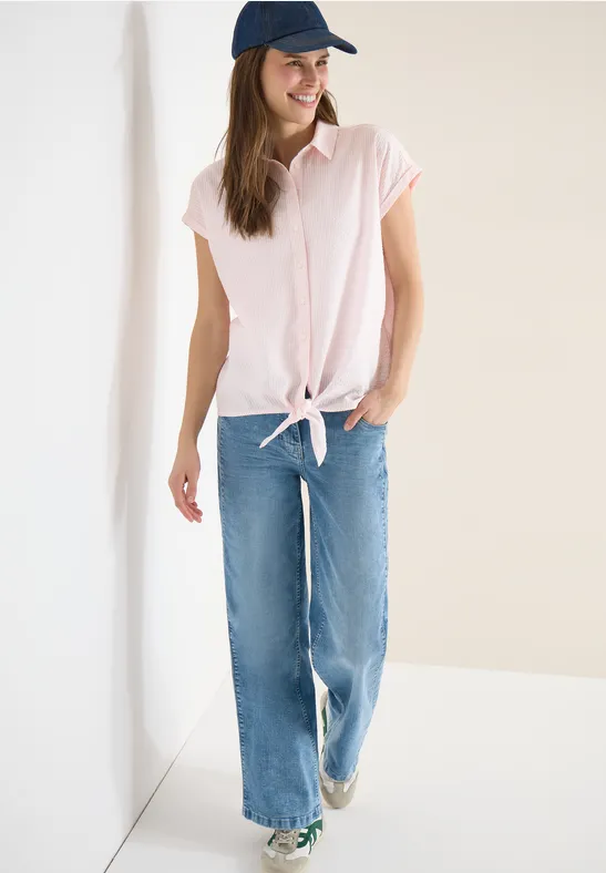 Seersucker-Bluse mit modischem Knotendetail