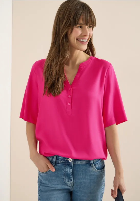 Kurzarm-Viskosebluse mit Split-Neck