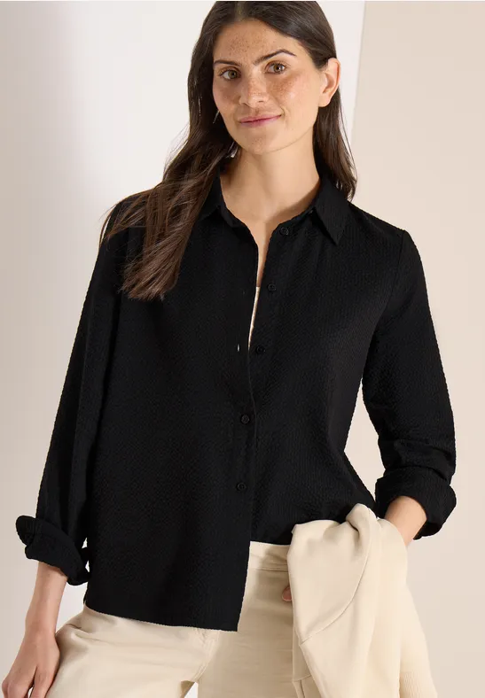 Strukturierte Seersucker-Bluse mit Knopfleiste